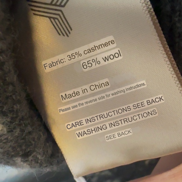 Le Kasha Black Fair Isle Button-Up Women's Sweater Cardigan NWT M - Picture 3 of 5